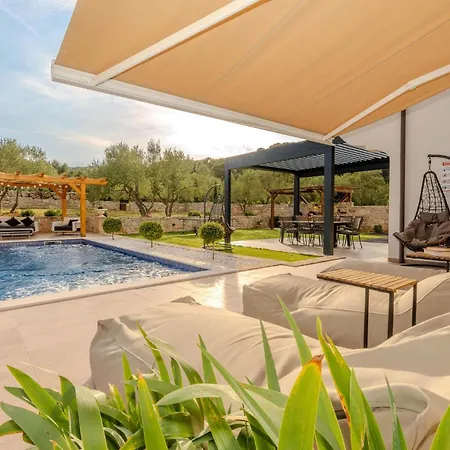 Furesta Dom wakacyjny *